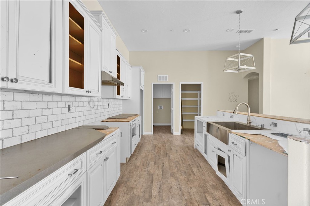 17877 Cabazon Road Apple Valley, CA 92307 - Photo 13 of 41