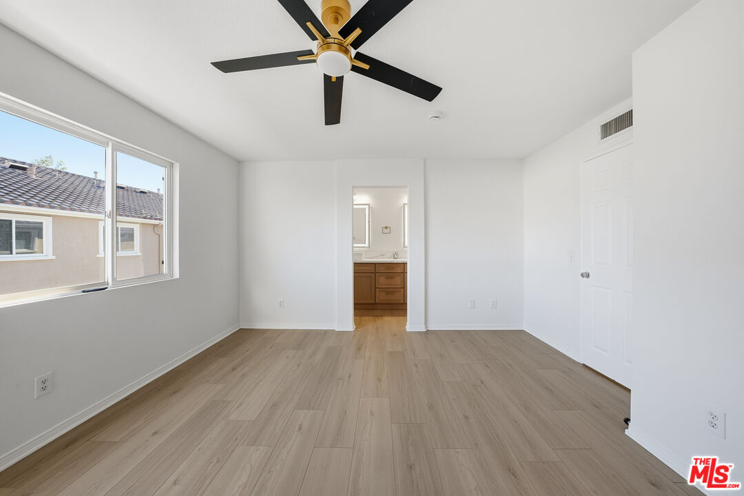 25715 Wagner Way, Unit B Stevenson Ranch, CA 91381 - Photo 24 of 34 Gallery Image 24