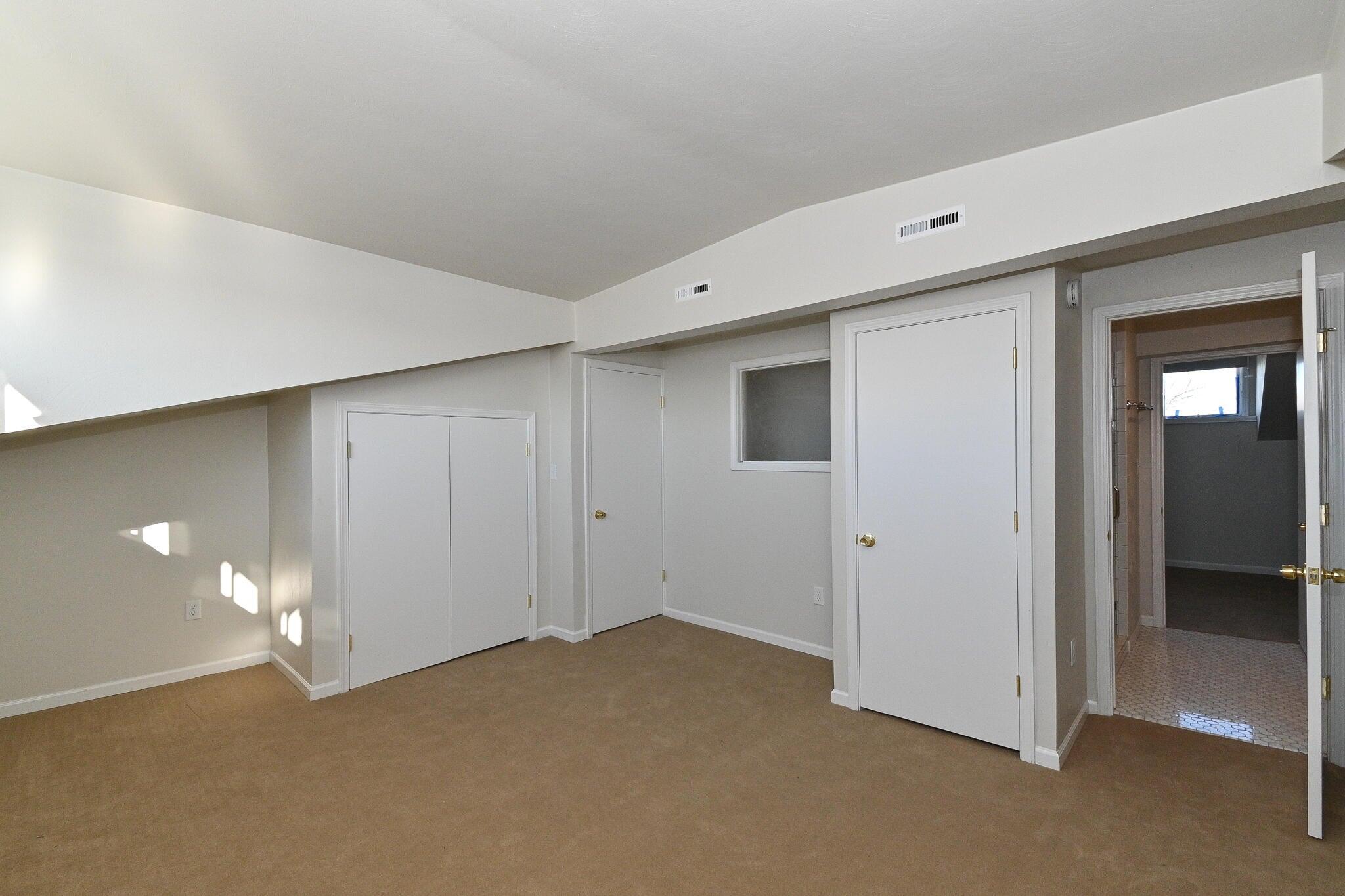 408 South 3rd Street Milwaukee, WI 53204 - Photo 20 of 29 Bed 4