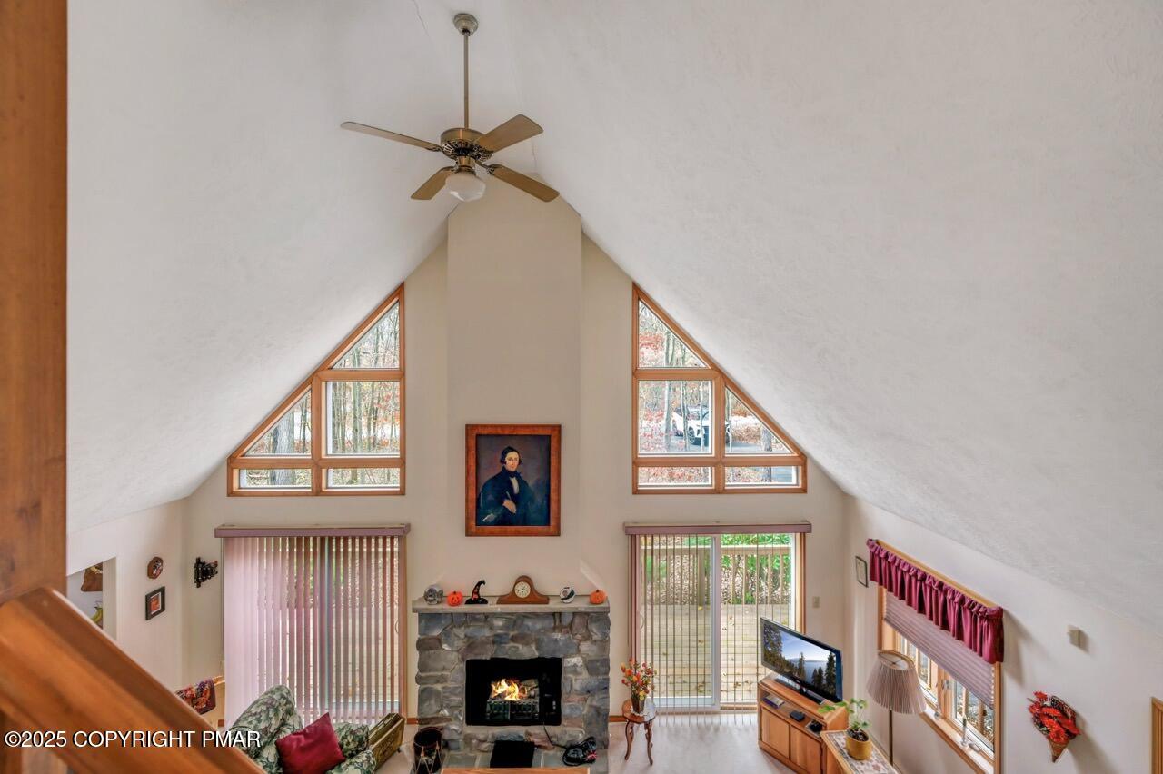 183 Panther Run Road Jim Thorpe, PA 18229 - Photo 38 of 59 Living Room