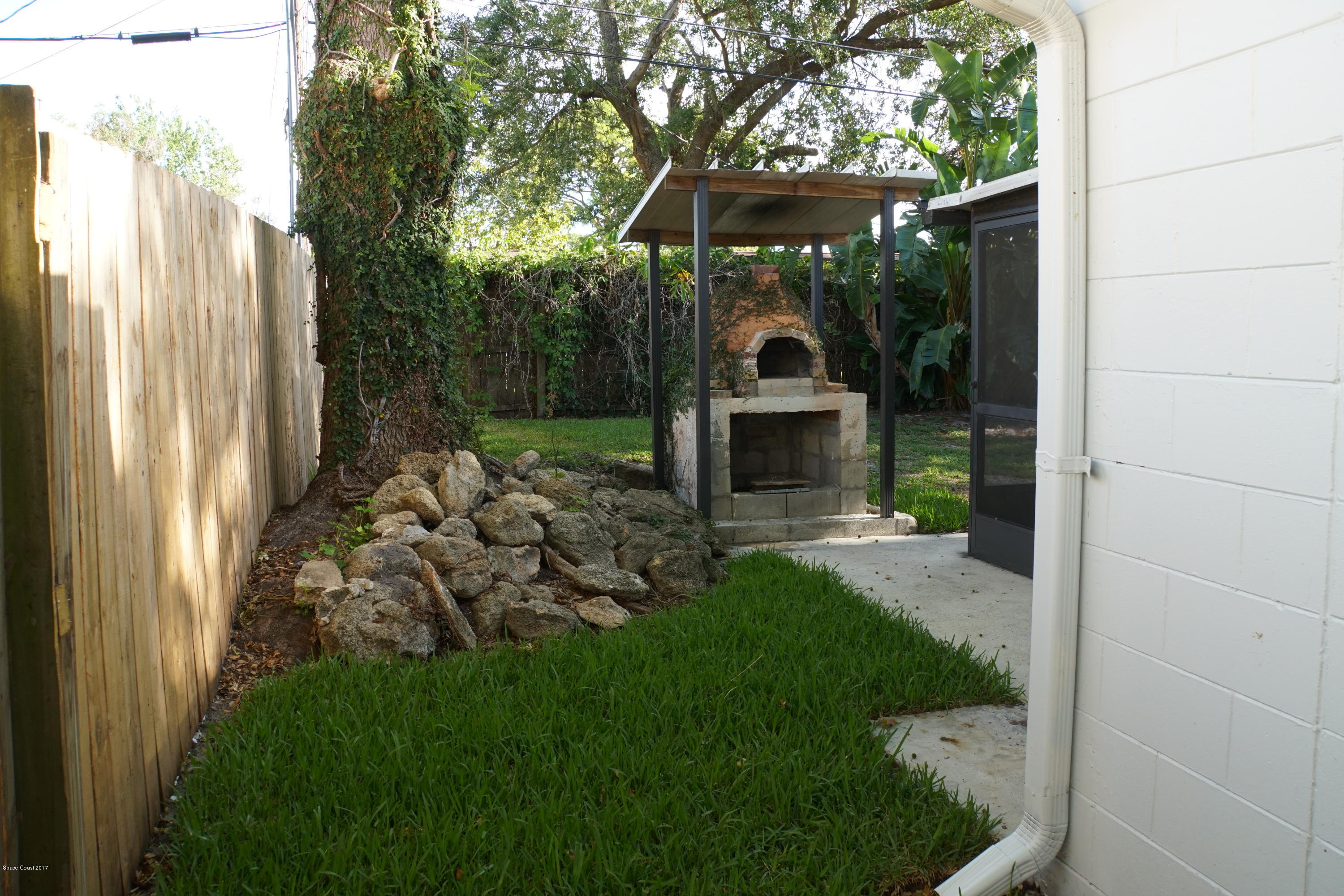 988 Kings Post Road Rockledge, FL 32955 - Photo 19 of 23 19