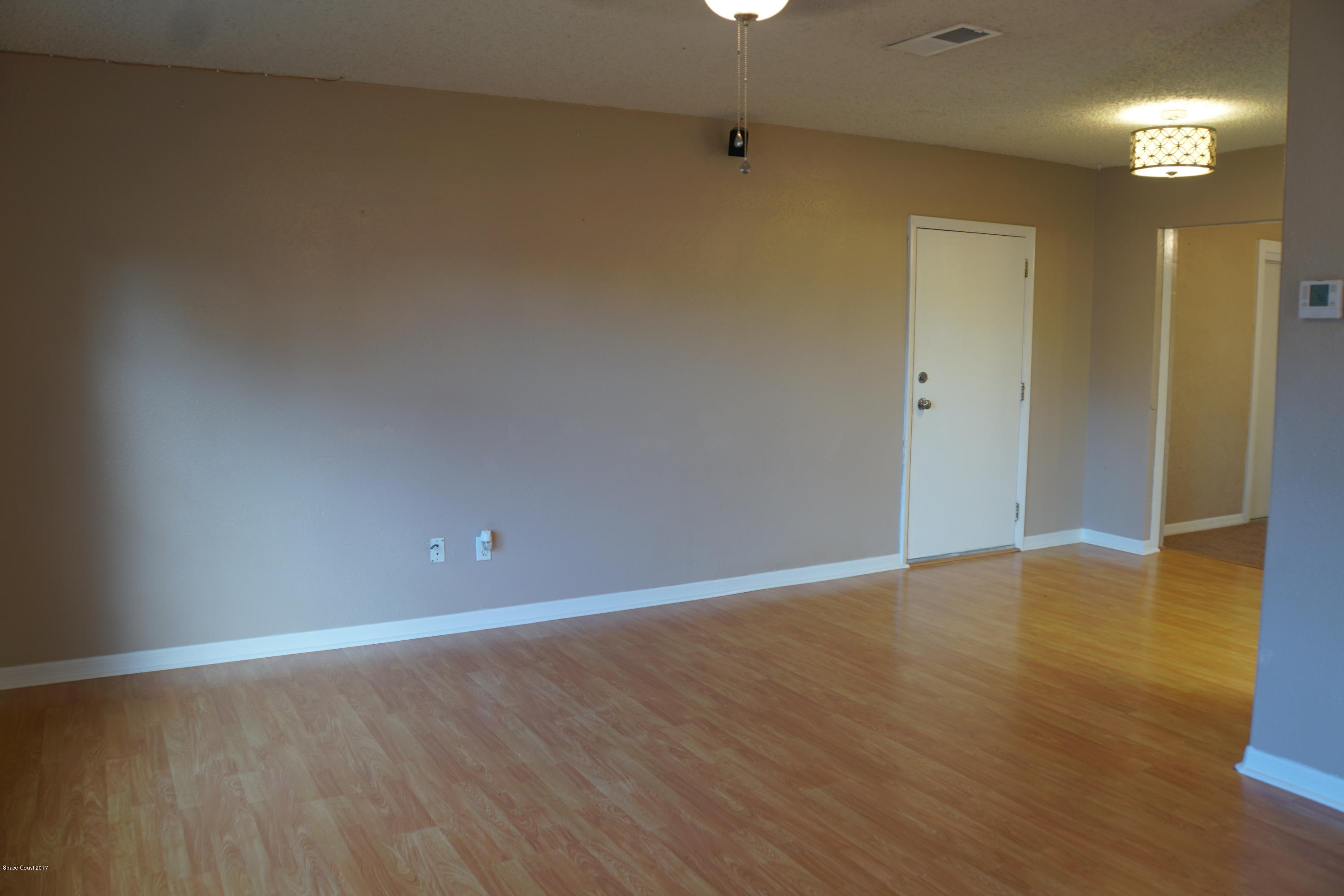988 Kings Post Road Rockledge, FL 32955 - Photo 4 of 23 4