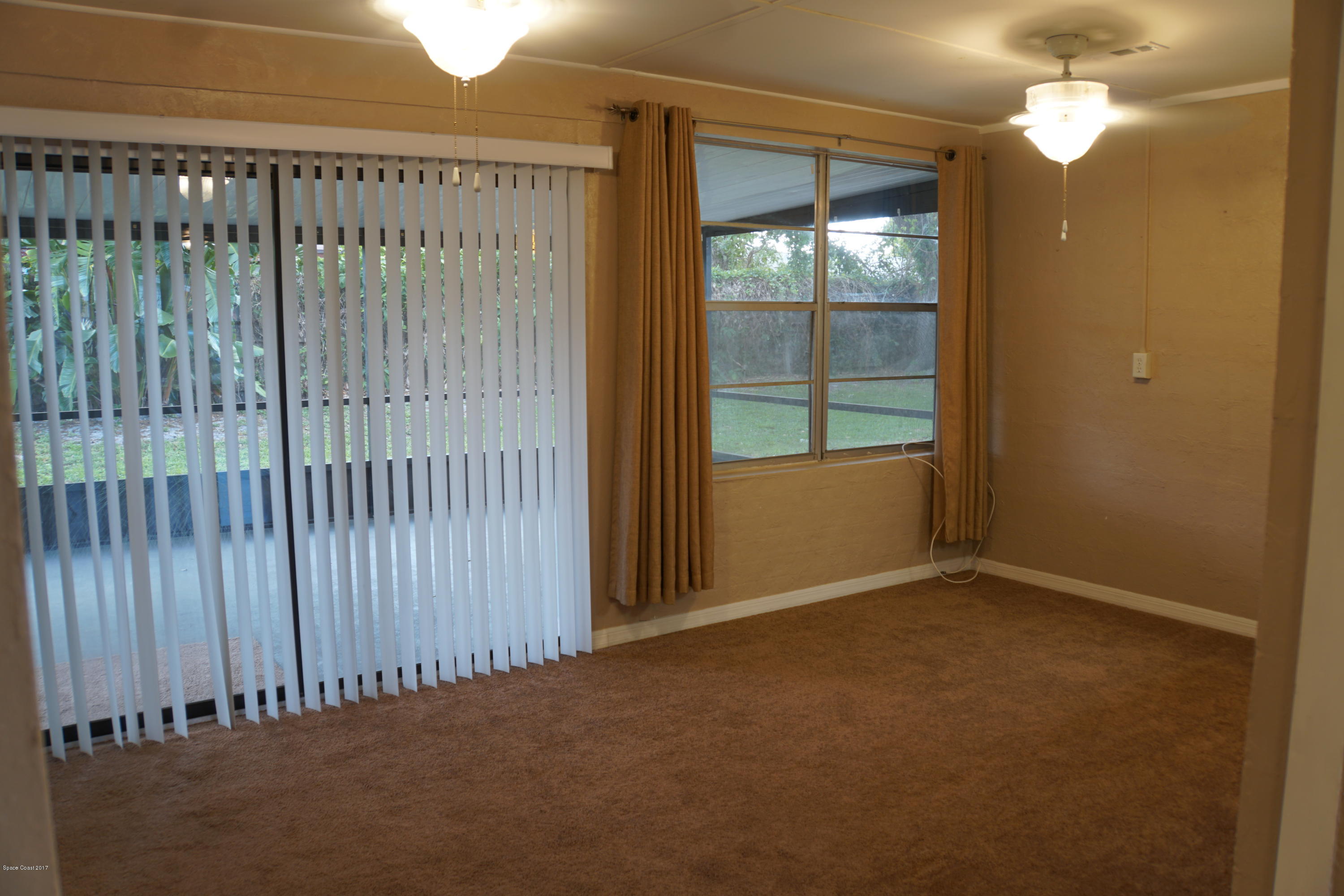 988 Kings Post Road Rockledge, FL 32955 - Photo 6 of 23 6