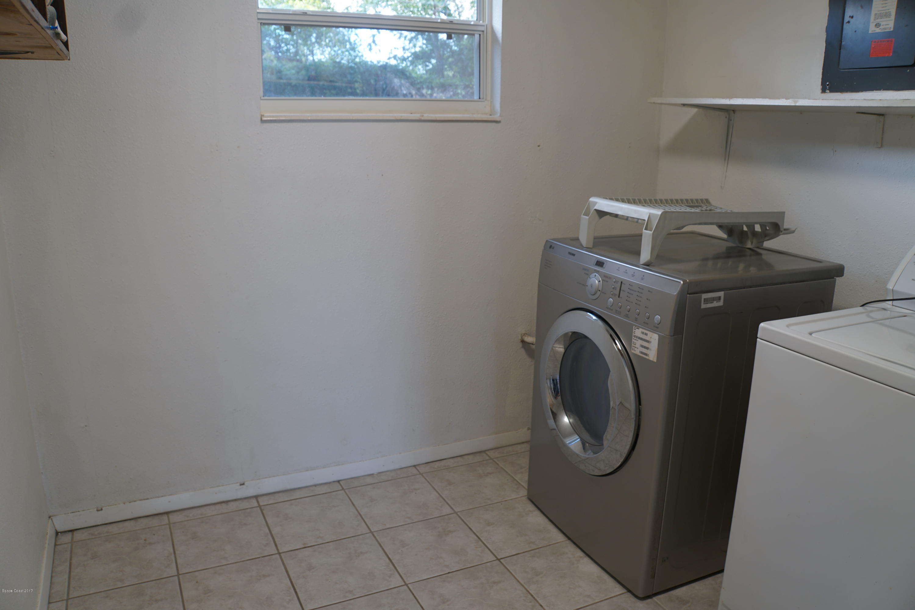 988 Kings Post Road Rockledge, FL 32955 - Photo 8 of 23 8
