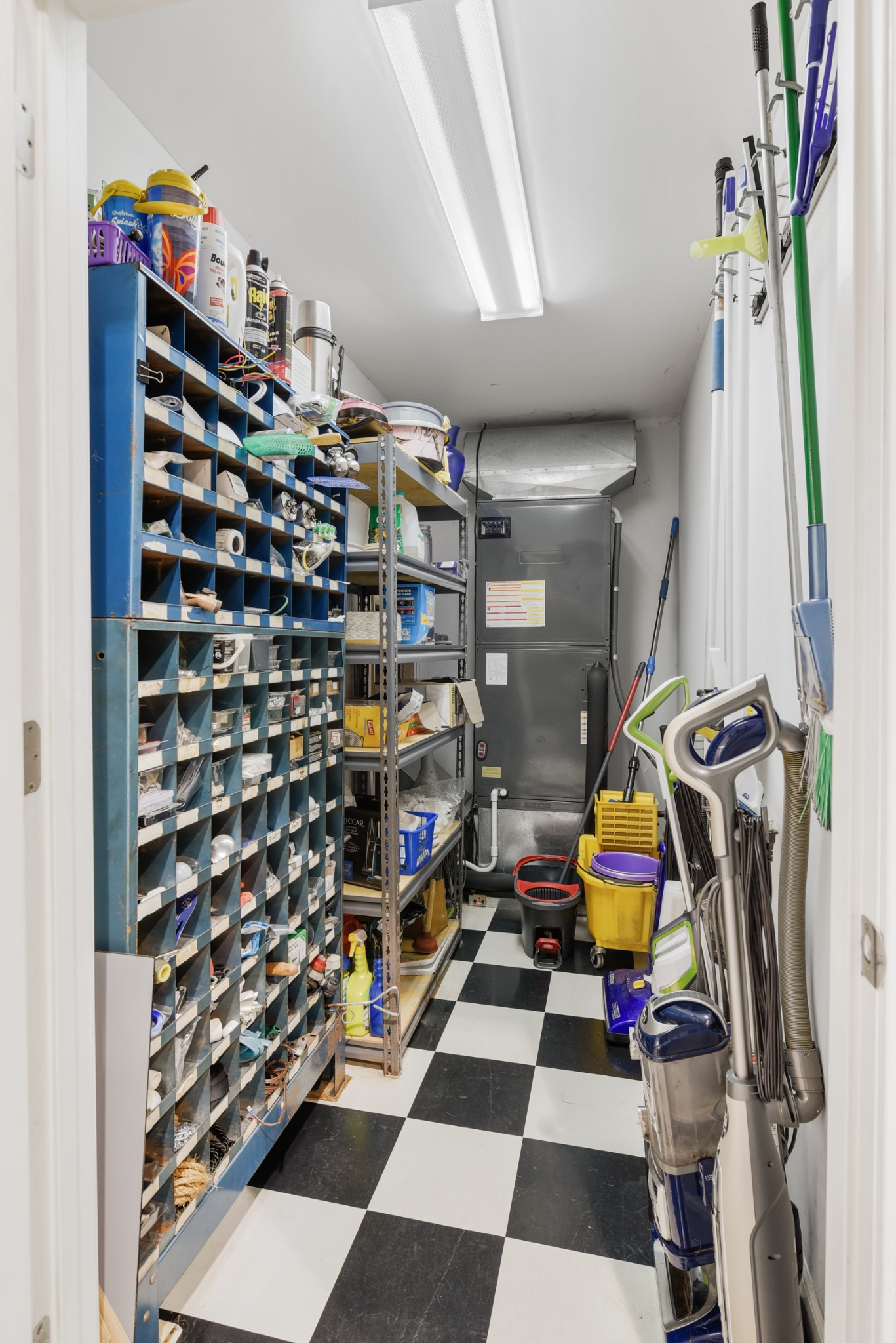 2650 McCrary Road Lebanon, TN 37090 - Photo 26 of 40 a room with musical instruments