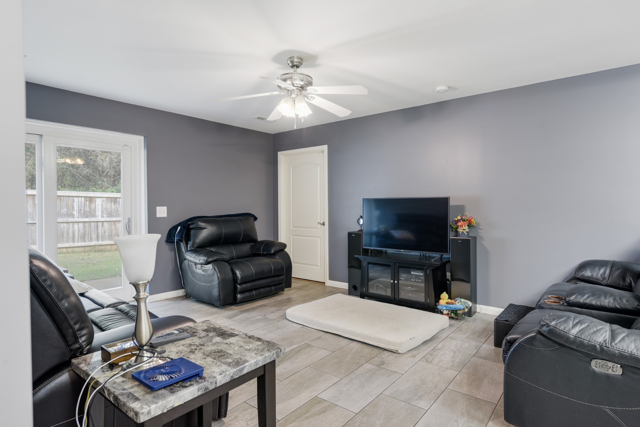 2650 McCrary Road Lebanon, TN 37090 - Photo 33 of 40 a living room with furniture and a flat screen tv