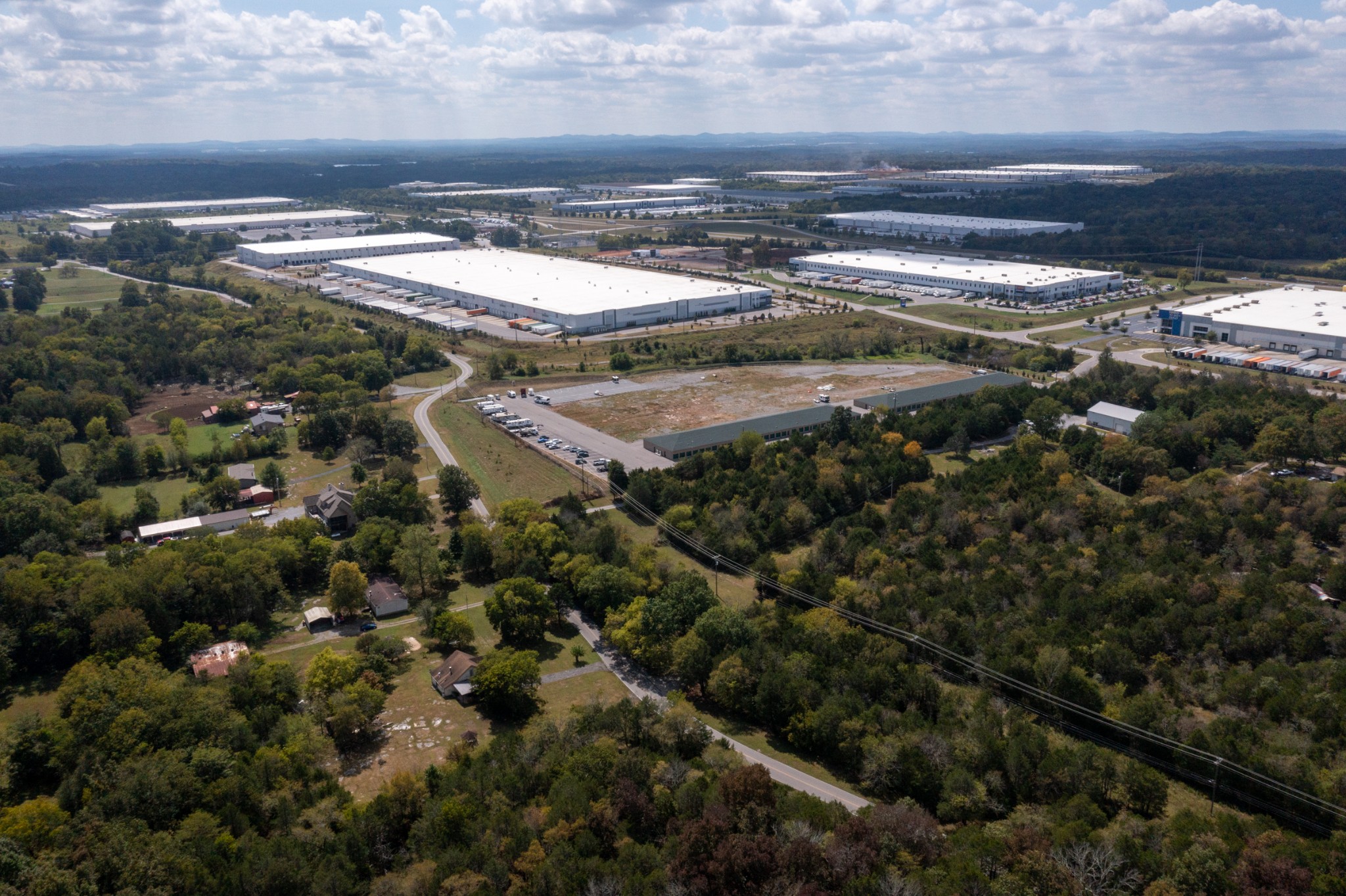 2650 McCrary Road Lebanon, TN 37090 - Photo 10 of 40 a view of a lake with a building