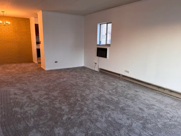 $129,000 | 300 Circle Avenue, Unit 3G, Forest Park, IL 60130