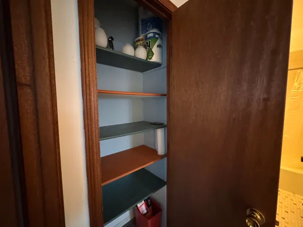 $129,000 | 300 Circle Avenue, Unit 3G, Forest Park, IL 60130