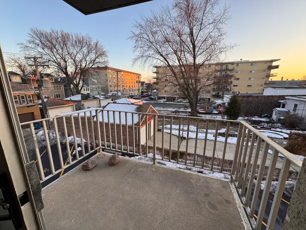 $129,000 | 300 Circle Avenue, Unit 3G, Forest Park, IL 60130