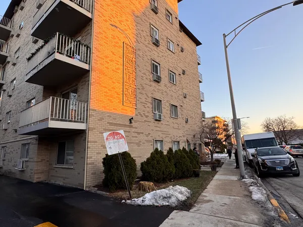 $129,000 | 300 Circle Avenue, Unit 3G, Forest Park, IL 60130