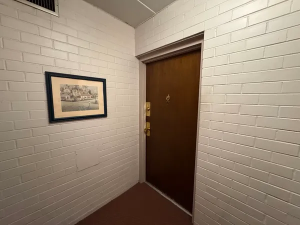 $129,000 | 300 Circle Avenue, Unit 3G, Forest Park, IL 60130