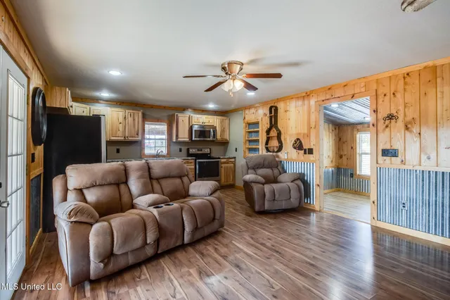 $255,000 | 85 Major Road, Wiggins, MS 39577