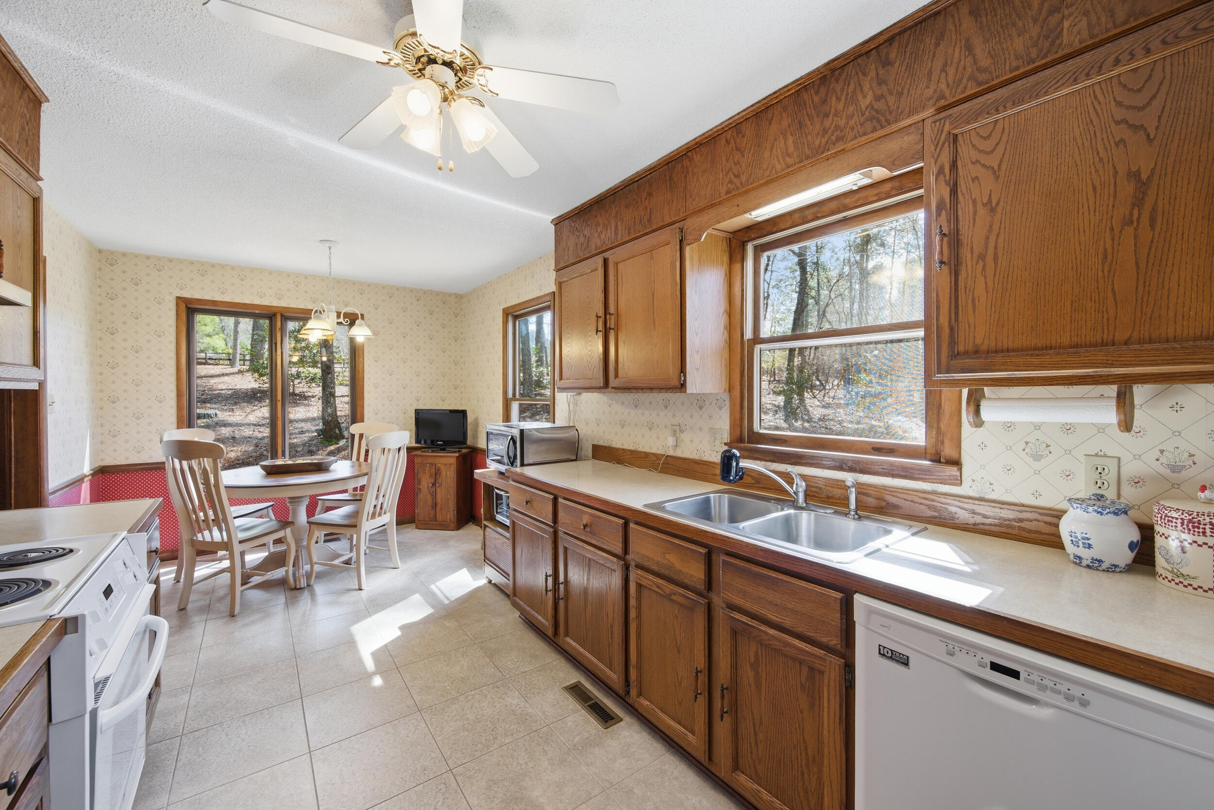 2133 Trail Point Aiken, SC 29803 - Photo 6 of 57 Kitchen