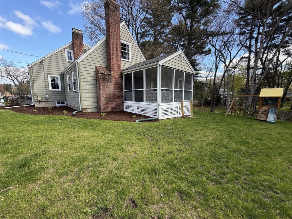 94 Spruce Street Framingham, MA 01701 - Photo 17 of 36