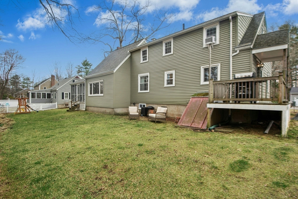 94 Spruce Street Framingham, MA 01701 - Photo 22 of 36