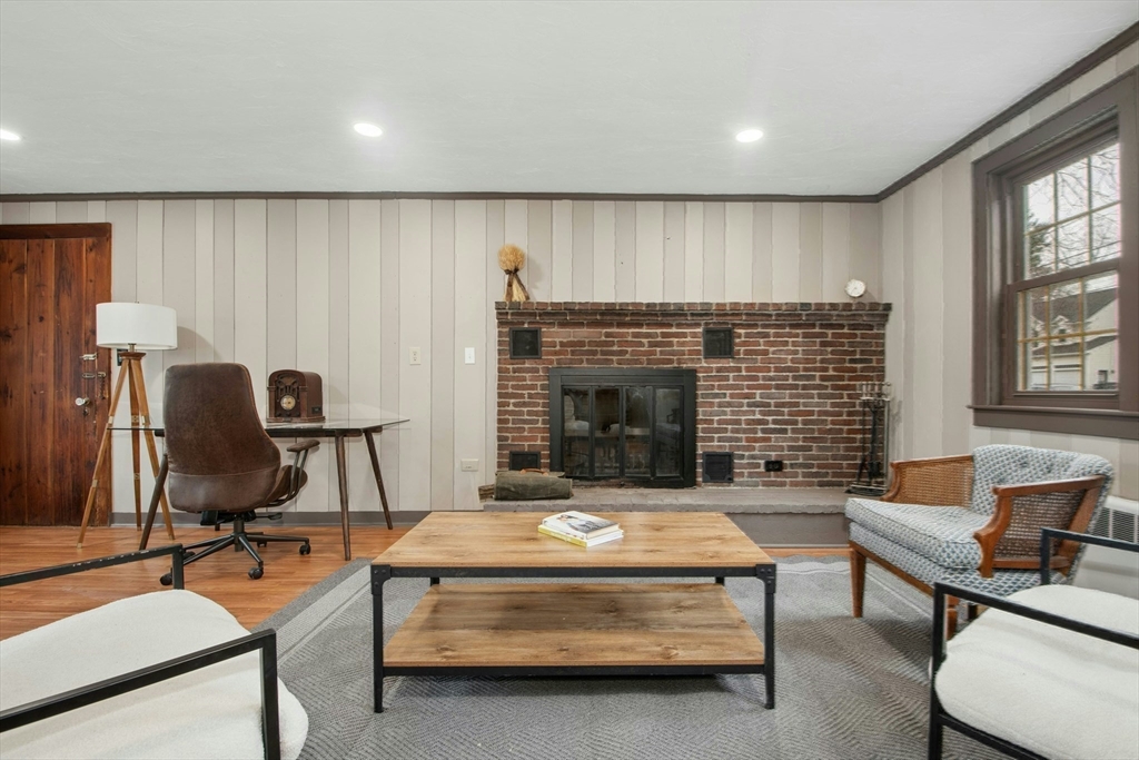 94 Spruce Street Framingham, MA 01701 - Photo 27 of 36