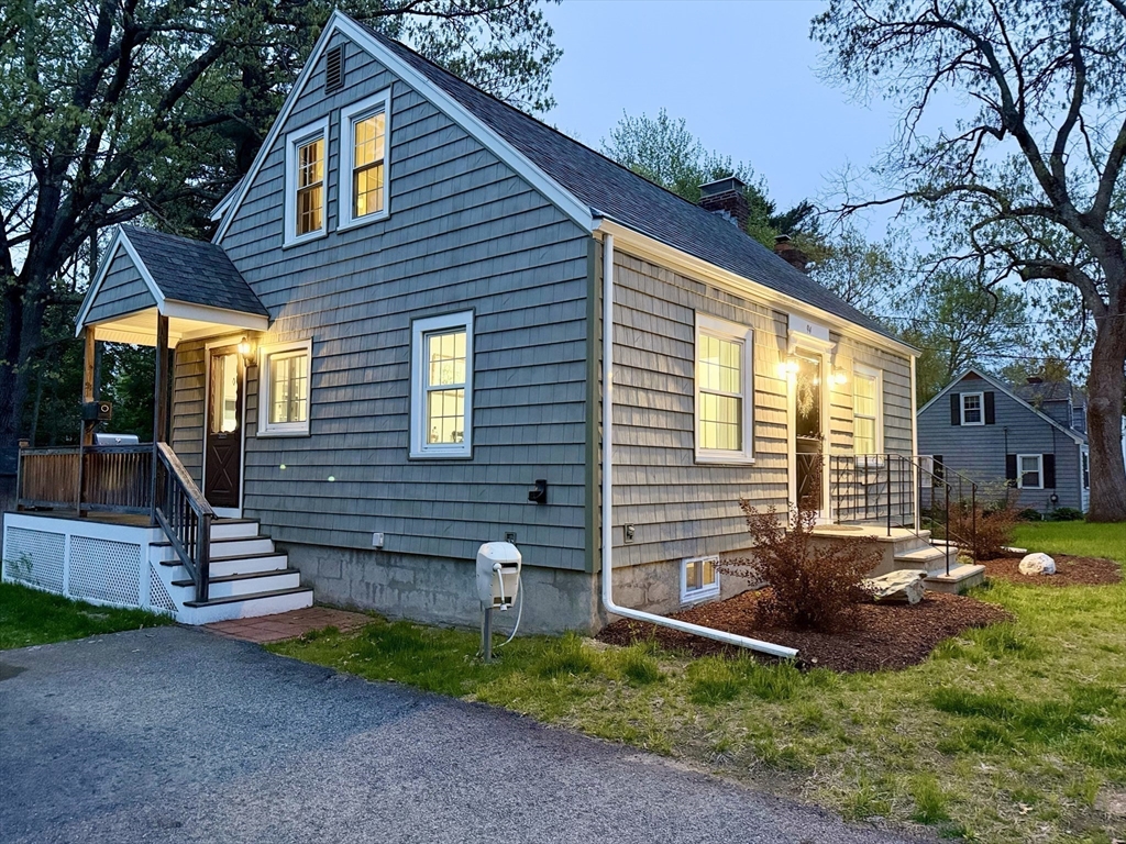 94 Spruce Street Framingham, MA 01701 - Photo 9 of 36