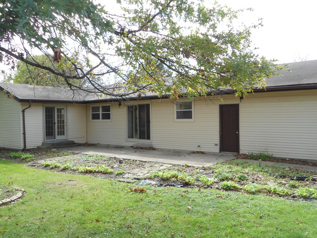 33658 North State Road Genoa, IL 60135 - Photo 13 of 16