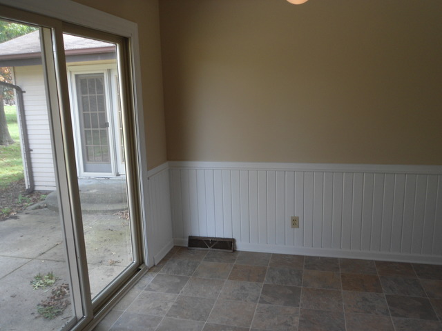 33658 North State Road Genoa, IL 60135 - Photo 4 of 16