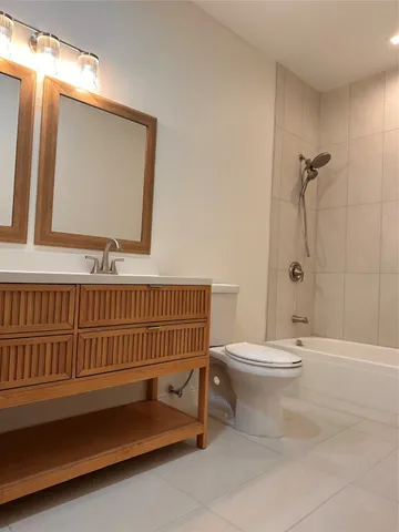 $3,200 | 9010 Carousel Lane, Houston, TX 77080