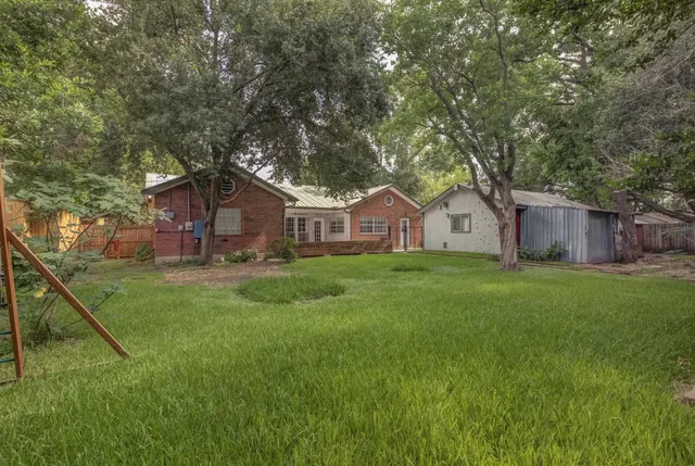 $3,200 | 9010 Carousel Lane, Houston, TX 77080