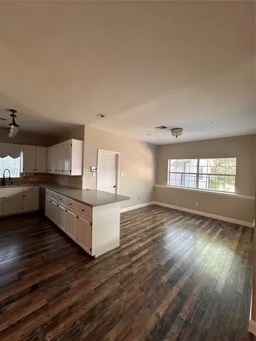 $3,200 | 9010 Carousel Lane, Houston, TX 77080