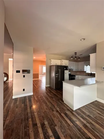 $3,200 | 9010 Carousel Lane, Houston, TX 77080