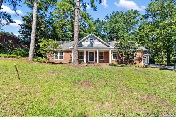 $2,800 | 120 Dundee Road, Fayetteville, NC 28303