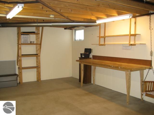 8198 Cram Road Williamsburg, MI 49690 - Photo 8 of 15 1689505-7.JPG