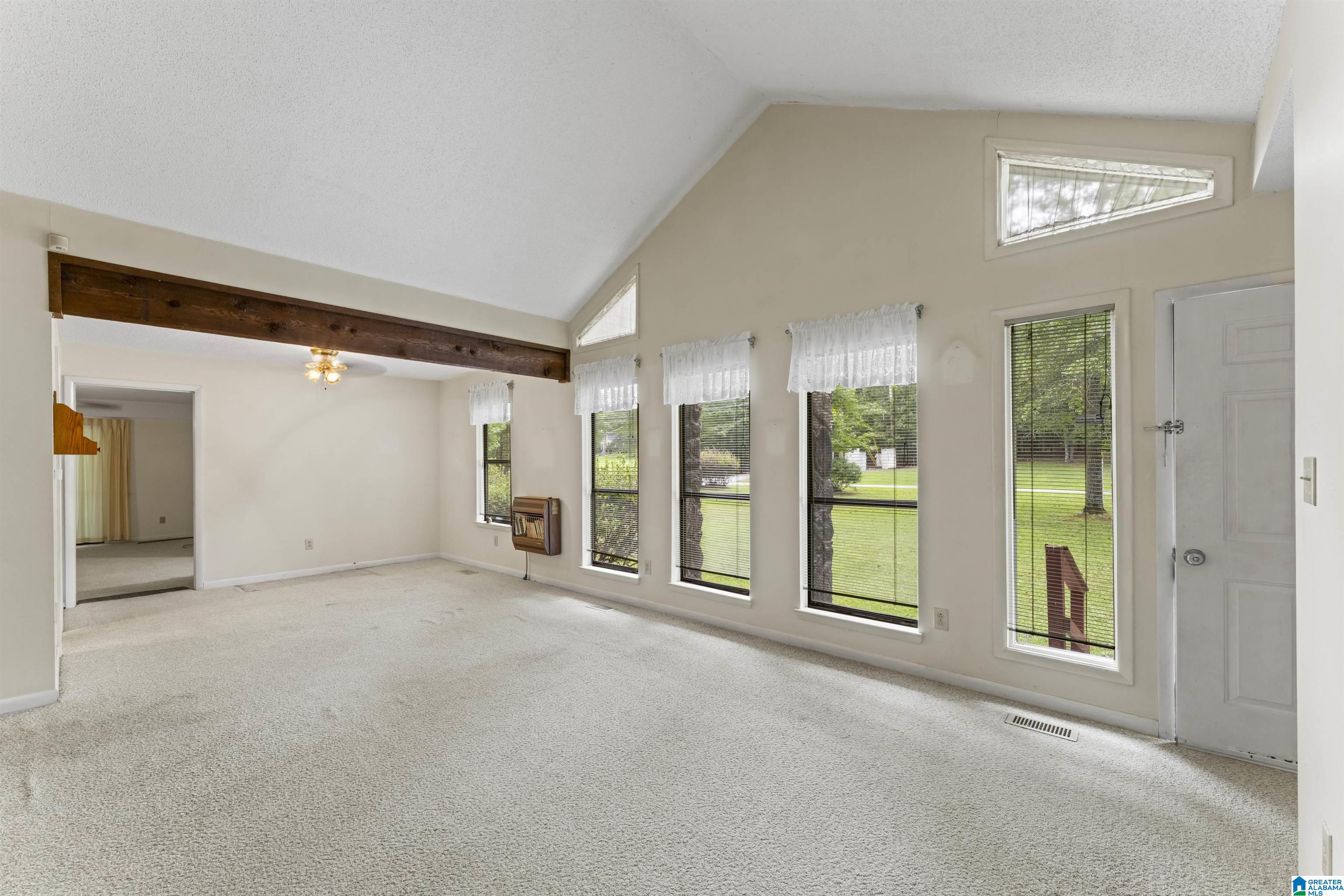 15 Silver Lane Alabaster, AL 35007 - Photo 3 of 34 Gallery Image 3