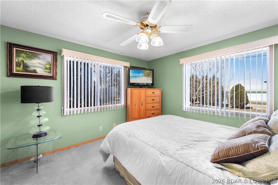 2264 Bittersweet Road Lake Ozark, MO 65049 - Photo 27 of 43 Guest Bedroom