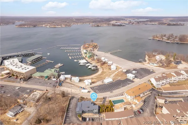 $460,000 | 2264 Bittersweet Road, Lake Ozark, MO 65049