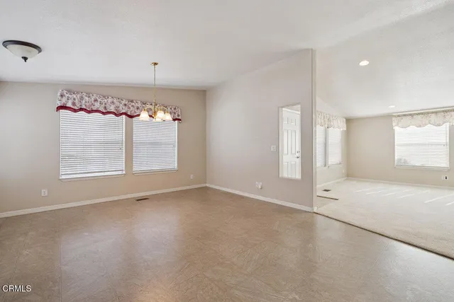 $597,000 | 139 Dickens Circle, Unit 139, Ventura, CA 93003