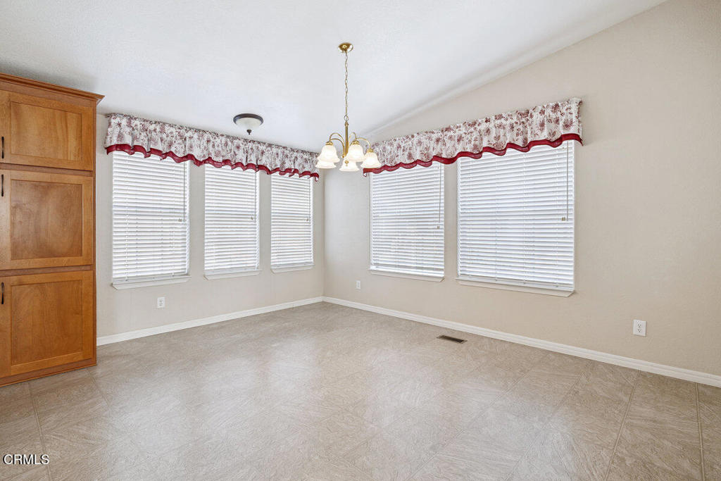 139 Dickens Circle, Unit 139 Ventura, CA 93003 - Photo 14 of 45 023_cjp_0391_852