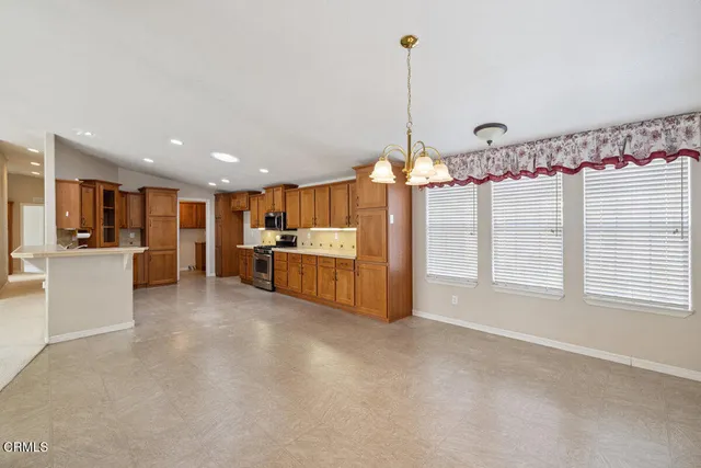 $597,000 | 139 Dickens Circle, Unit 139, Ventura, CA 93003