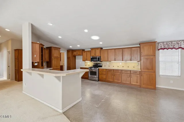 $597,000 | 139 Dickens Circle, Unit 139, Ventura, CA 93003