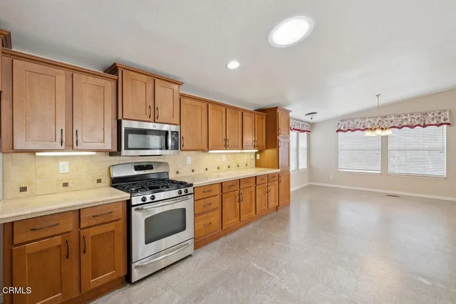 $597,000 | 139 Dickens Circle, Unit 139, Ventura, CA 93003