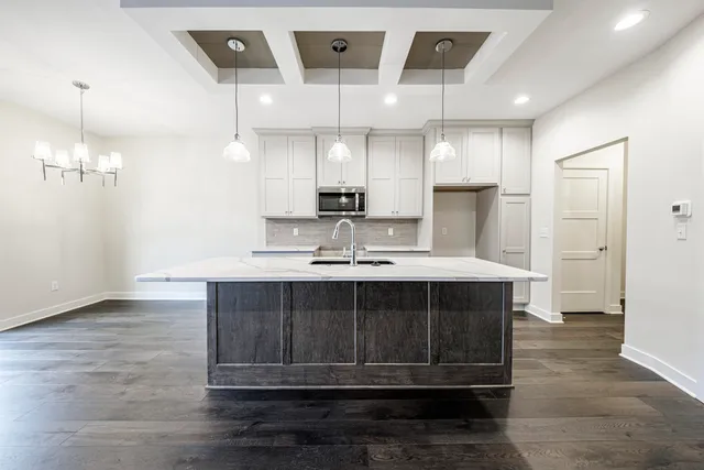 $474,900 | 165 Aerie Circle, Unit 105, Brookfield, WI 53045