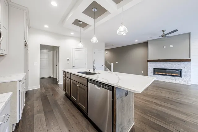 $474,900 | 165 Aerie Circle, Unit 105, Brookfield, WI 53045