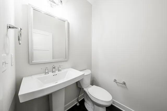 $474,900 | 165 Aerie Circle, Unit 105, Brookfield, WI 53045