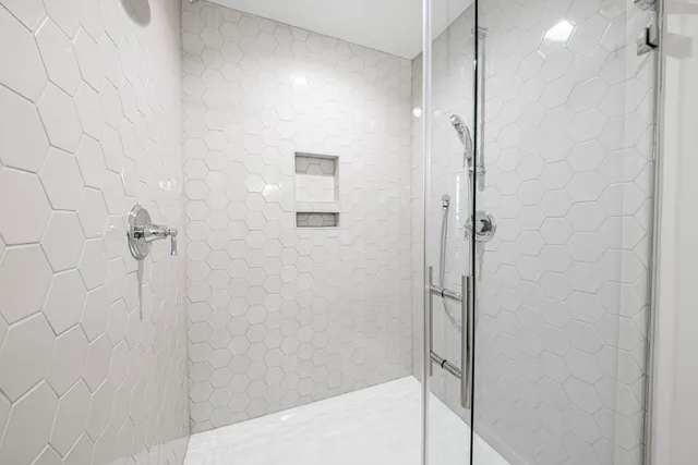 $474,900 | 165 Aerie Circle, Unit 105, Brookfield, WI 53045