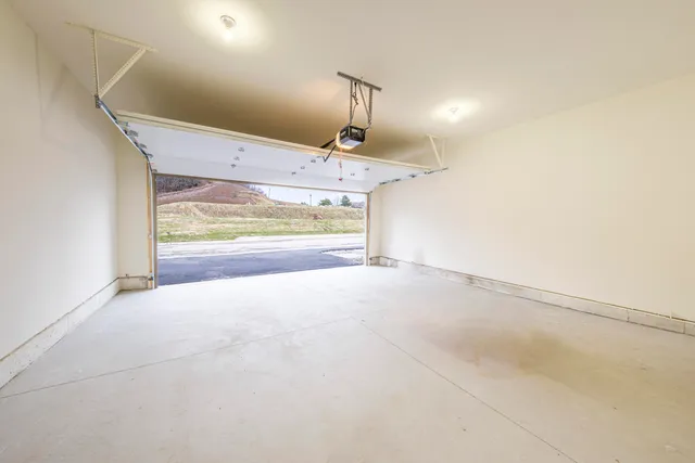 $474,900 | 165 Aerie Circle, Unit 105, Brookfield, WI 53045