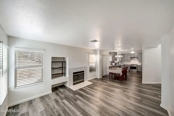 $589,900 | 44111 Lotus Court, Lancaster, CA 93536