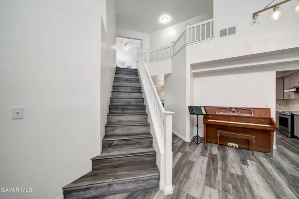 $589,900 | 44111 Lotus Court, Lancaster, CA 93536