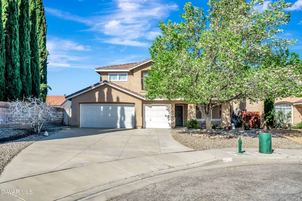 $589,900 | 44111 Lotus Court, Lancaster, CA 93536