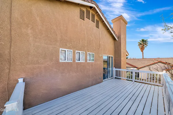 $589,900 | 44111 Lotus Court, Lancaster, CA 93536