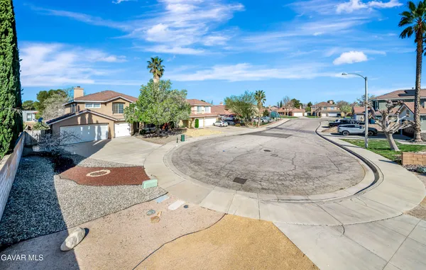 $589,900 | 44111 Lotus Court, Lancaster, CA 93536