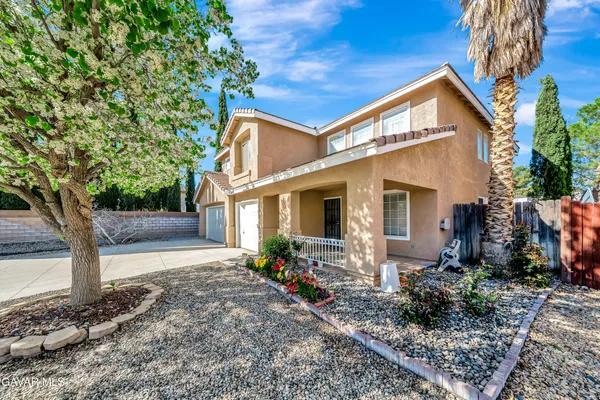 $589,900 | 44111 Lotus Court, Lancaster, CA 93536
