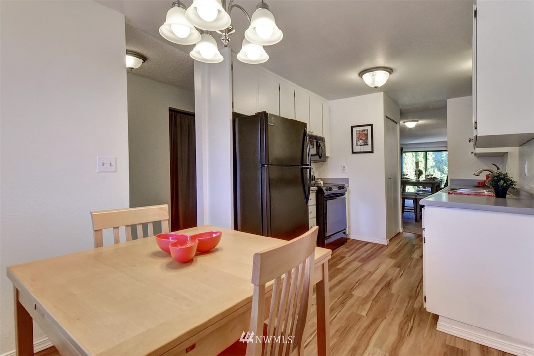21529 4th Avenue West, Unit C32 Bothell, WA 98021 - Photo 7 of 24